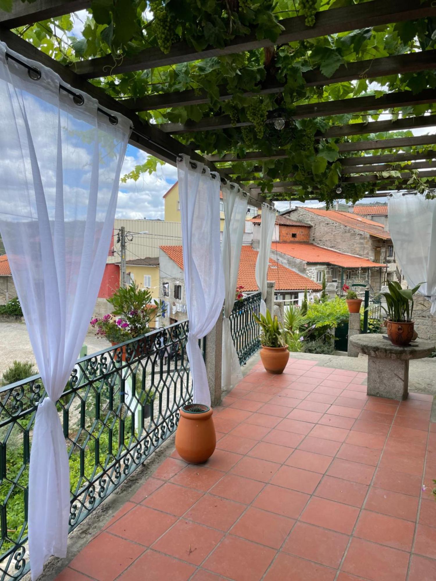 Casa Major Bed & Breakfast Pegarinhos Bagian luar foto